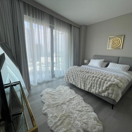 Dubai Marina Walk Gem Modern Apartments With Pool & Gym Access, Steps To Beach & Metro Managed By Sunnyhomes Exterior photo