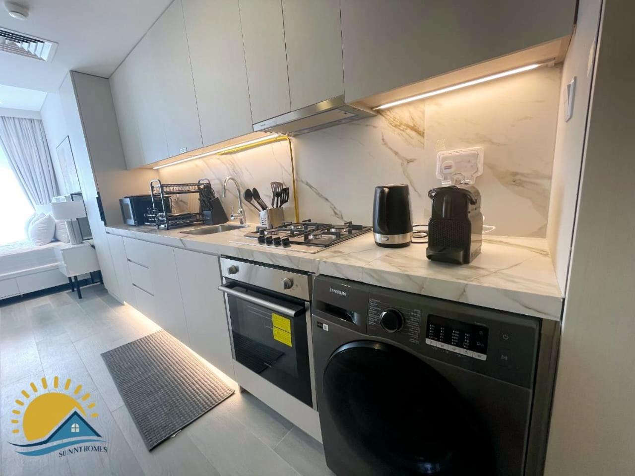 Dubai Marina Walk Gem Modern Apartments With Pool & Gym Access, Steps To Beach & Metro Managed By Sunnyhomes Exterior photo