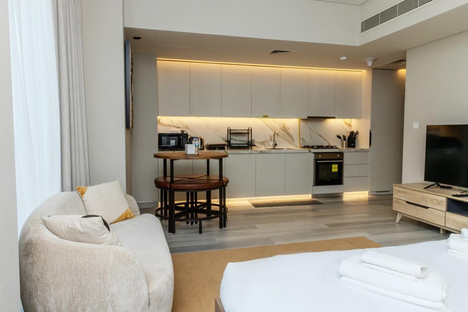 Dubai Marina Walk Gem Modern Apartments With Pool & Gym Access, Steps To Beach & Metro Managed By Sunnyhomes Exterior photo